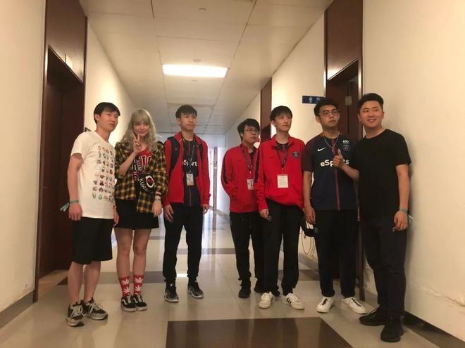 DemQQ 离开 Monte 加入 Passion UA